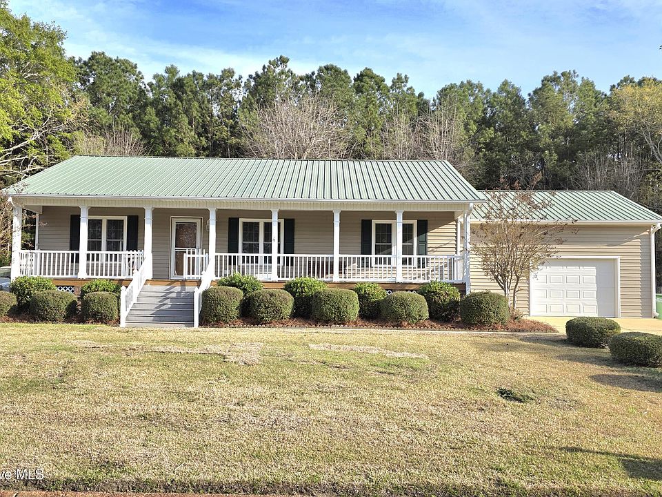 1st image of 107 Oak Park Drive