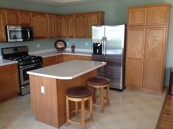 2nd image of 125 Pawnee Dr