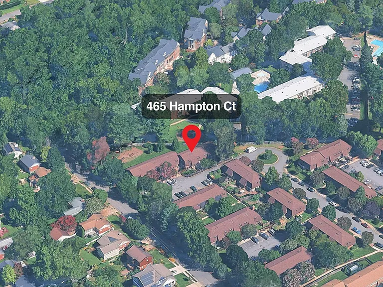 465 Hampton Ct #115 — Photo 2