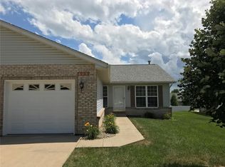 675 Carol Ann Dr, O Fallon, IL 62269