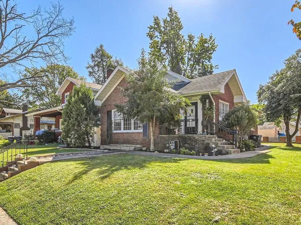 907 Ravenswood Dr, Evansville, IN 47713