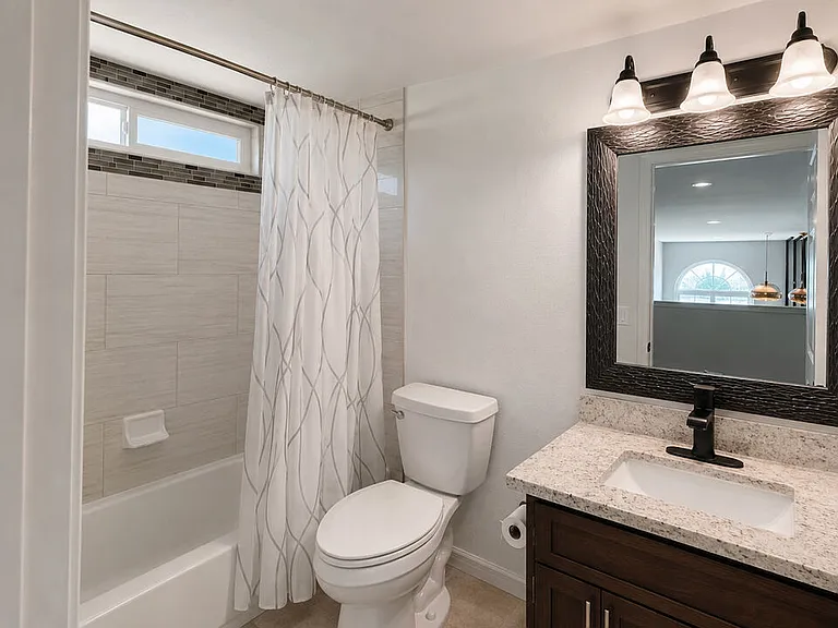 1250 S Westgate Ave #302 — Photo 18