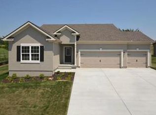 13335 N Bedford Falls Rd, Platte City, MO 64079