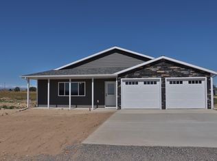 18 Buck Creek Way #15, Powell, WY 82435