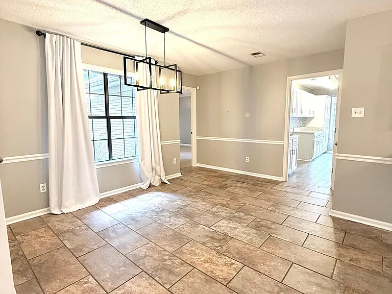 5008 Hare Crossing Cv — Photo 17