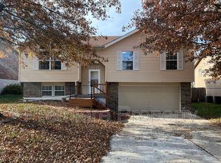 13806 S Acuff St, Olathe, KS 66062