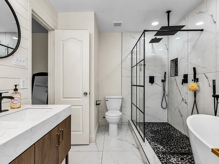 1104 Centennary Dr — Photo 16