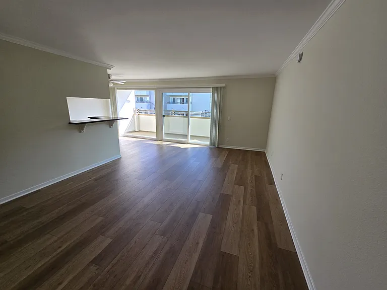 Laguna del Rey Apartments — Photo 59