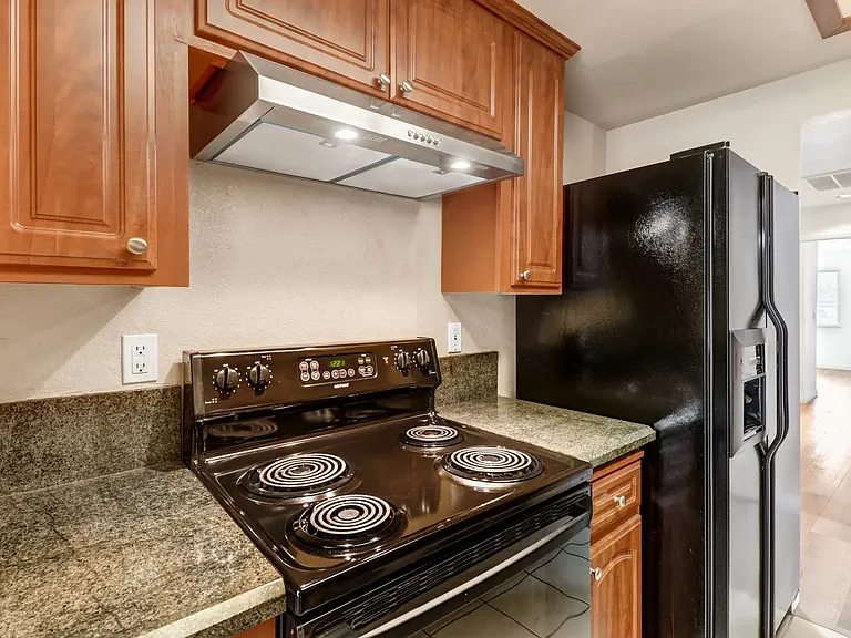 2262 Autumnleaf Ln — Photo 7