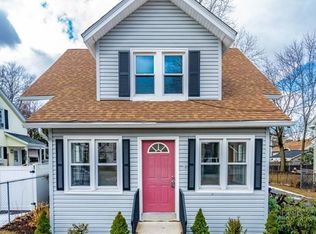 24 Warrenton St, Springfield, MA 01109