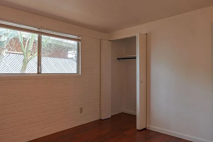 618 N Medford Dr — Photo 18