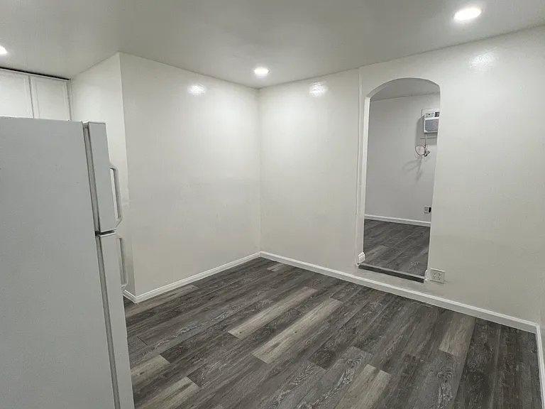 4756 N Acacia Ave #3 — Photo 9