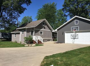 9587 Cherrylane, Delton, MI