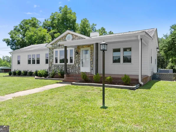 2973 River Rd, Elberton, GA 30635