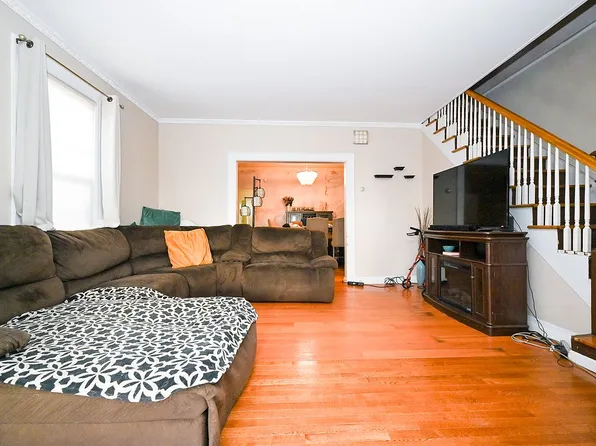 10 Muhlebach Ct #1, Far Rockaway, NY 11691