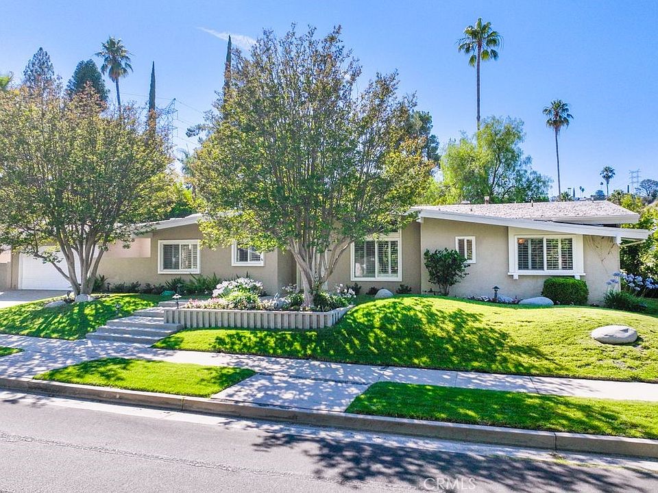 1st image of 4513 Azalia Dr