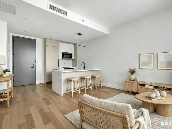 37-34 33rd St #4I, Long Island City, NY 11101
