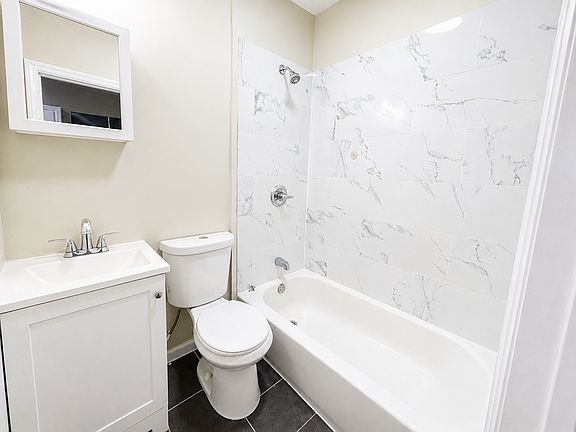 3rd image of 425 Irvine Turner Blvd #3