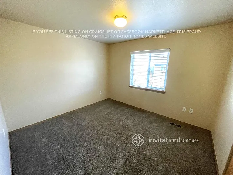 9111 189th St E — Photo 11