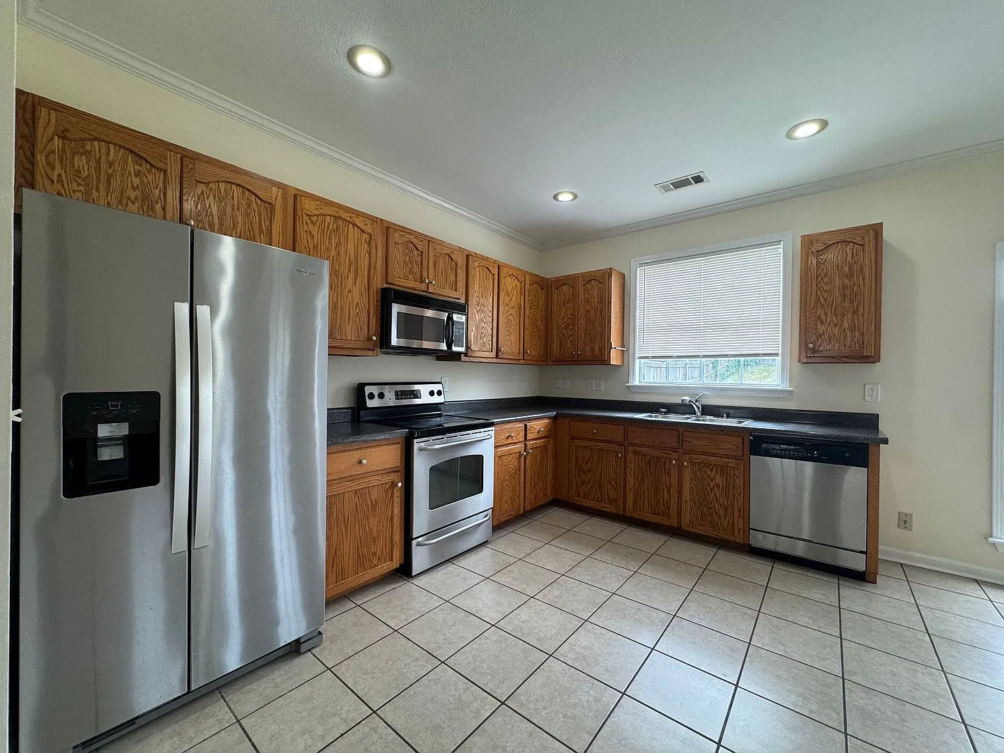3 bed 2.5 bath home in Garden Terrace — Photo 1