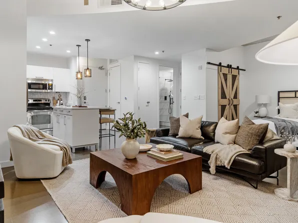 600 12th Ave S APT 2010, Nashville, TN 37203