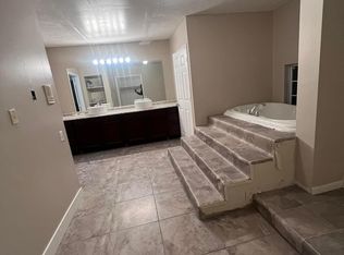 7040 Hinze Rd, Mc Cool, MS 39108