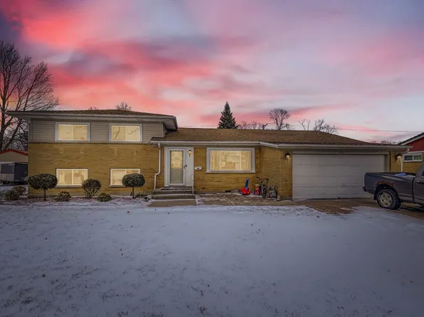 887 Ingram Pl, Des Plaines, IL 60016