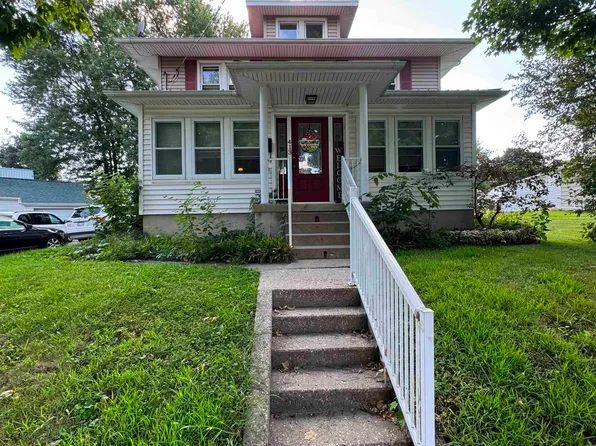 413 S Tyler St, Lancaster, WI 53813