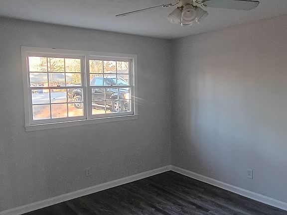 5th image of 466 Onyx Ct #466