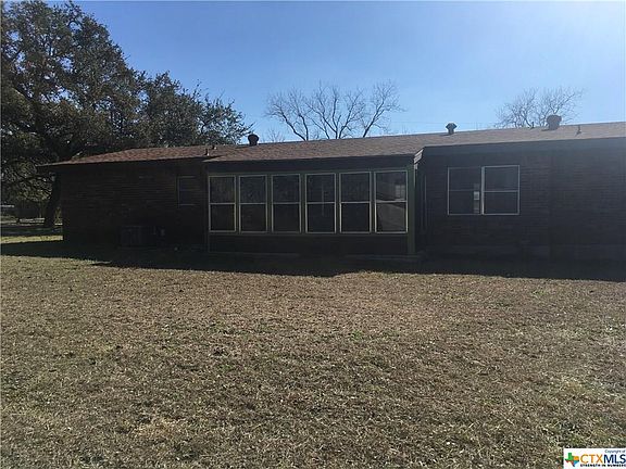 5th image of 200 W Caskey St