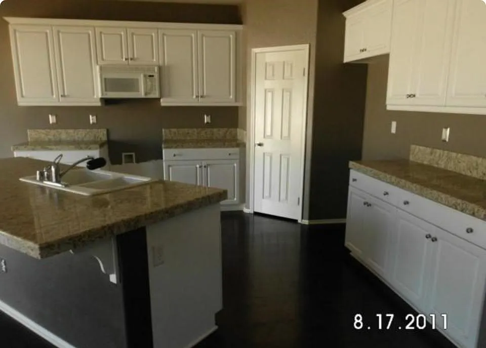 1431 Willowstone Ct — Photo 4