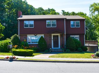 16 Pearl Rd, Saugus, MA 01906