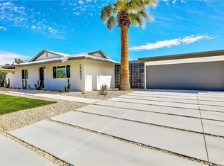 2252 N Avenida Caballeros, Palm Springs, CA 92262