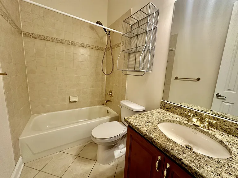 87 Glencairn Ave — Photo 21