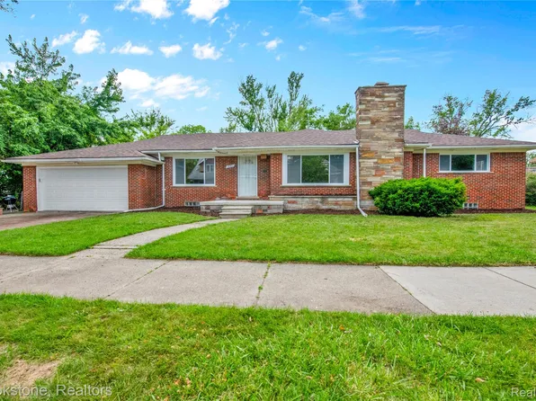 18461 Sunset St, Detroit, MI 48234