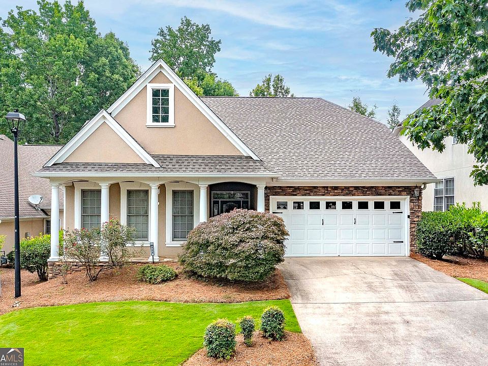 1st image of 808 Chalet Hls