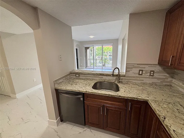 6440 NW 114th Ave #424 — Photo 18