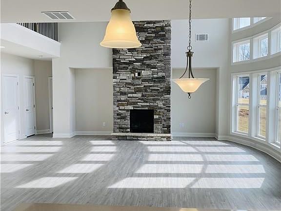 4th image of 507 Blackberry Ln