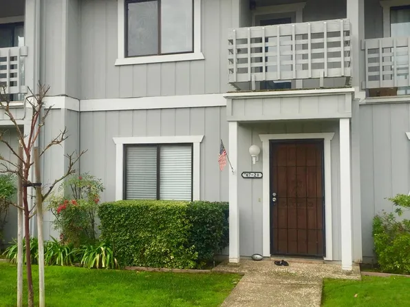 747 Saint Andrews Dr APT 2B, Valley Springs, CA 95252