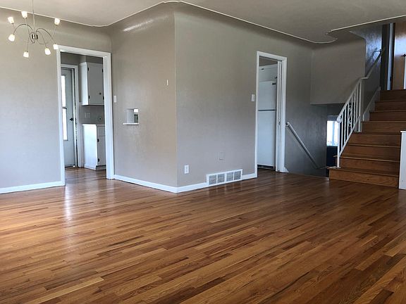 Dining Area in entry room