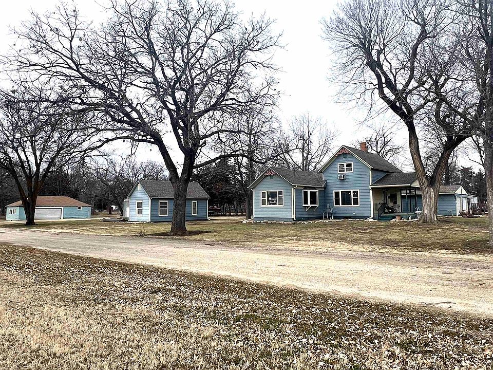 1st image of 601 N Stricklers Ave