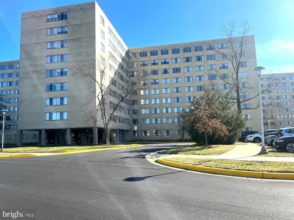 6621 Wakefield Dr APT 907, Alexandria, VA 22307