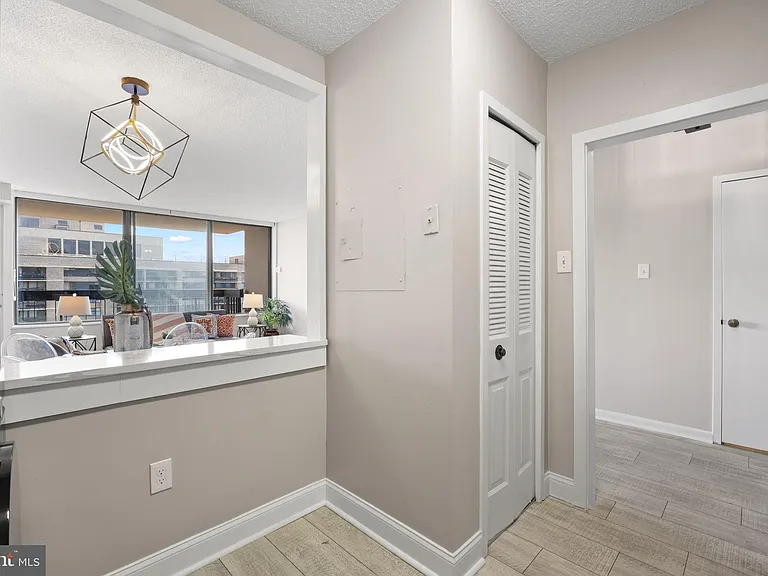 3701 S George Mason Dr #2518N — Photo 8