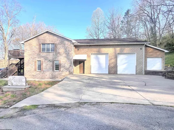 9 Haymond Hill Dr, Mount Clare, WV 26408