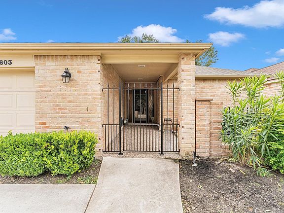 3rd image of 6603 Pauma Dr