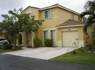 16435 SW 96th Ter, Miami, FL 33196