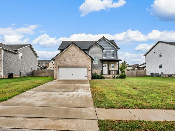 3rd image of 758 Banister Dr