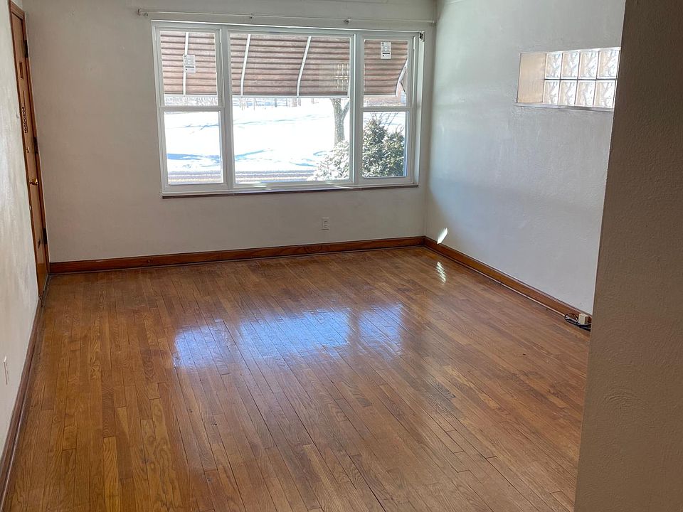 1st image of 7172 Jamieson Ave #1
