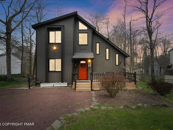 7112 Robinwood Dr, Tobyhanna, PA 18466