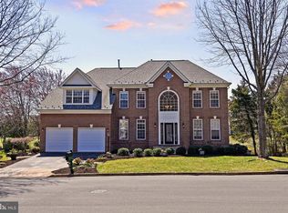 7712 Royal Sydney Dr, Gainesville, VA 20155